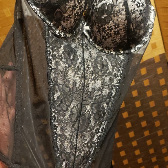 💞 Victoria's Secret Black Lace Bustier/Corset 36D NWOT - Picture 4 of 14